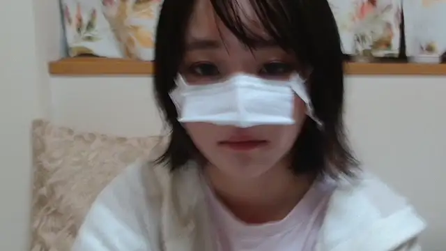 liliyRiSAcha-n online show from 3, 12, 2025