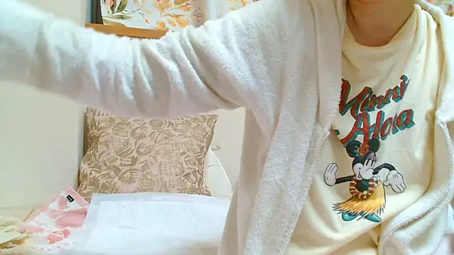 liliyRiSAcha-n online show from 13, 2, 2026