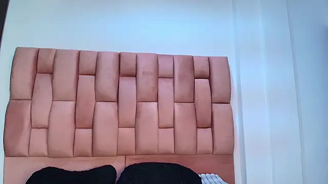 JuliKim  online show from 27, 2, 2026