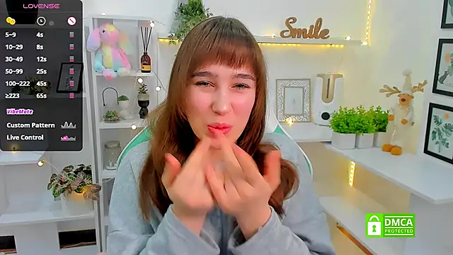  Eliizabeth  online show from 14, 2, 2025