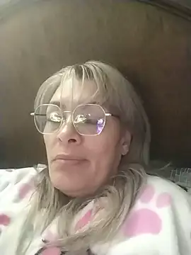 RebeccaThompson online show from 12, 5, 2026