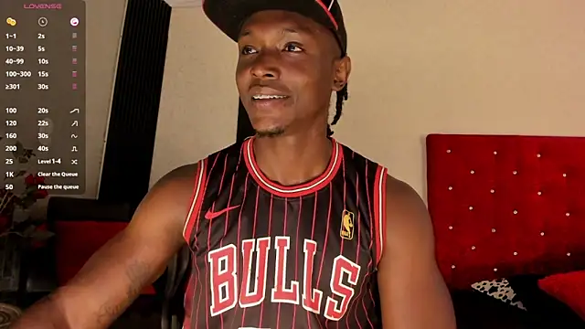 DannSmmith online show from 19, 10, 2025