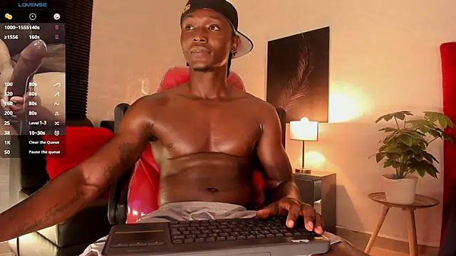 Snapshot of DannSmmith chatting on 7, 3, 2025 DannSmmith online show from 7, 3, 2025