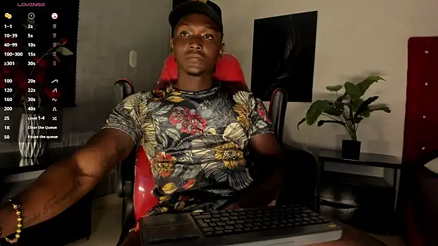 DannSmmith online show from 24, 4, 2026