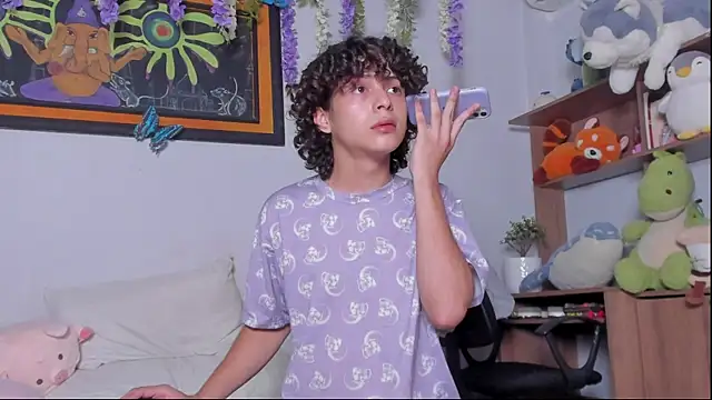 Cherry boy 18 online show from 18, 2, 2025