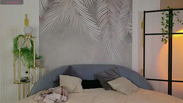 Marie Diaze online show from 30, 5, 2026