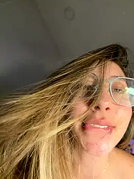 lua ferch   online show from 23, 11, 2025