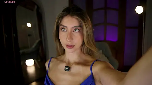 lua ferch   online show from 12, 6, 2026