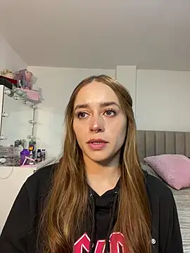 Natalia Suarez online show from 22, 4, 2026