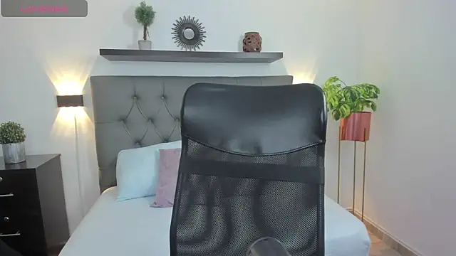 nataly rodri online show from 12, 11, 2025