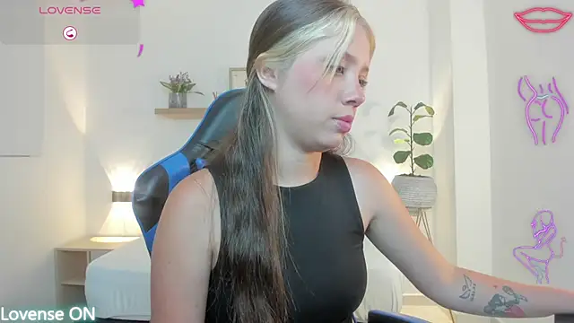 Snapshot of nataly_rodri chatting on 25, 4, 2026 nataly rodri online show from 25, 4, 2026