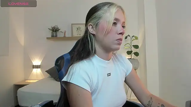 Snapshot of nataly_rodri chatting on 14, 5, 2026 nataly rodri online show from 14, 5, 2026