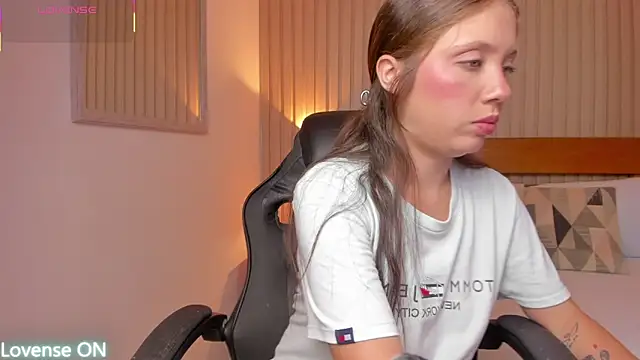 nataly rodri online show from 30, 11, 2025