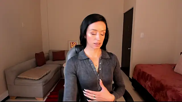 Kristen Garner online show from 6, 4, 2026