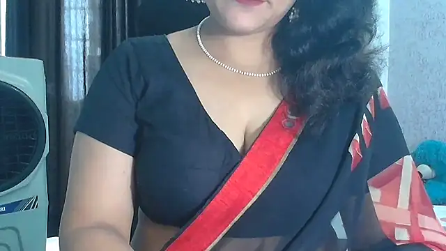 Snapshot of Maria_55 chatting on 23, 7, 2026 Maria 55 online show from 23, 7, 2026
