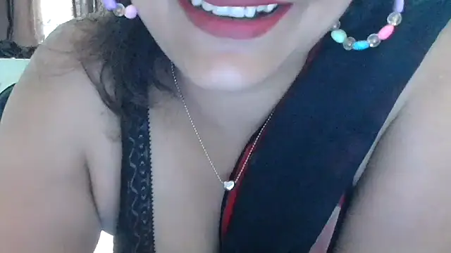 Snapshot of Maria_55 chatting on 28, 5, 2026 Maria 55 online show from 28, 5, 2026