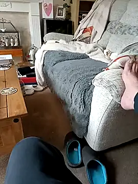 loveeatingcunts online show from 3, 4, 2026