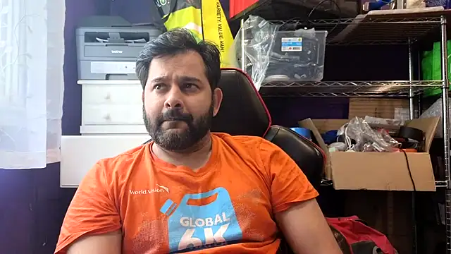 Snapshot of Sakhtlaundaz chatting on 12, 6, 2026 Sakhtlaundaz online show from 12, 6, 2026