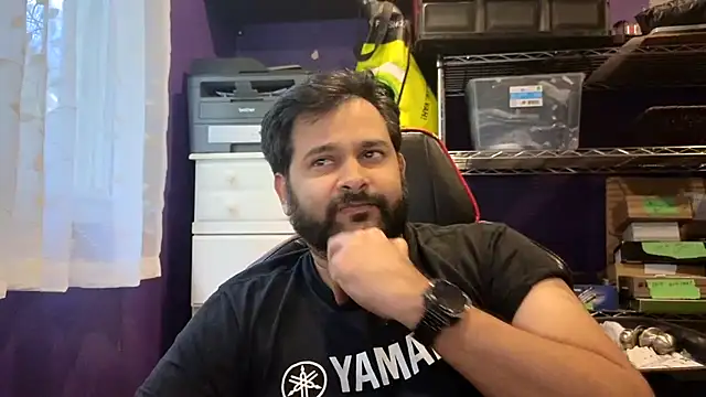 Snapshot of Sakhtlaundaz chatting on 20, 6, 2026 Sakhtlaundaz online show from 20, 6, 2026