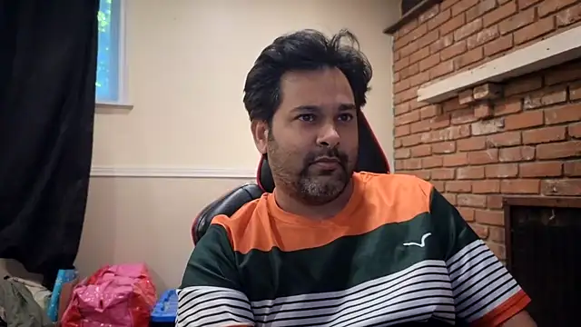 Snapshot of Sakhtlaundaz chatting on 23, 7, 2026 Sakhtlaundaz online show from 23, 7, 2026