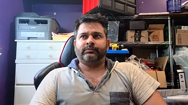Snapshot of Sakhtlaundaz chatting on 9, 5, 2026 Sakhtlaundaz online show from 9, 5, 2026
