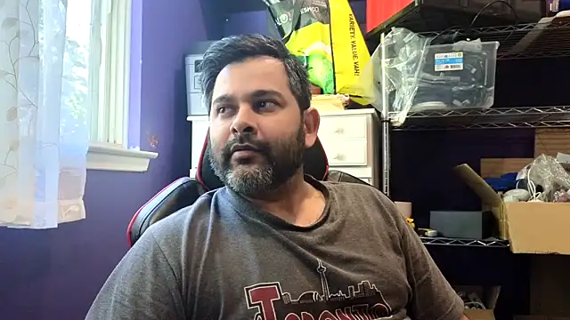 Snapshot of Sakhtlaundaz chatting on 3, 6, 2026 Sakhtlaundaz online show from 3, 6, 2026
