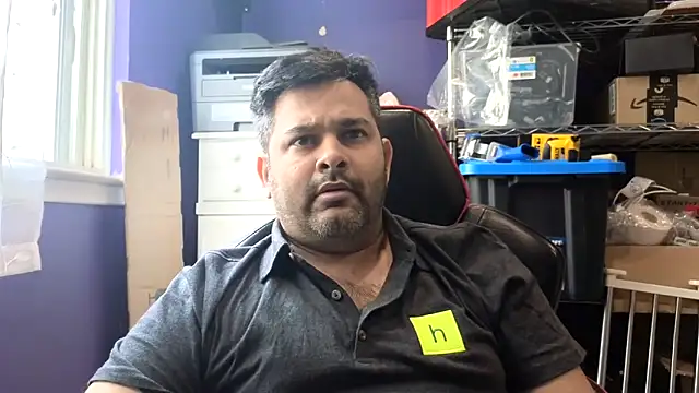 Snapshot of Sakhtlaundaz chatting on 30, 4, 2026 Sakhtlaundaz online show from 30, 4, 2026