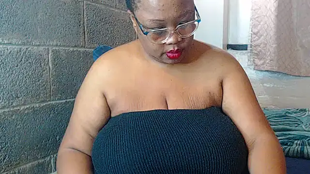 Snapshot of PASION_THUNDERX23 chatting on 2, 11, 2025 PASION THUNDERX23 online show from 2, 11, 2025