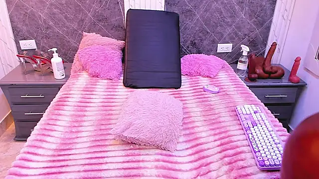 AndreaFletcher online show from 1, 2, 2026