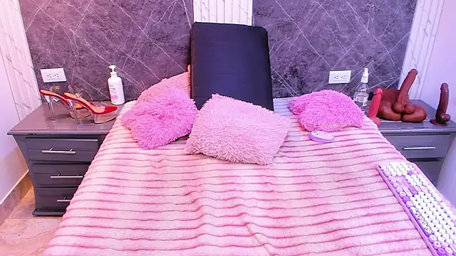 AndreaFletcher online show from 4, 2, 2026