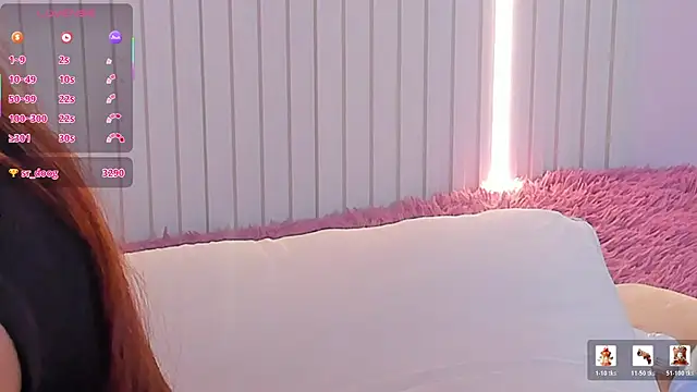 EmilyEvans7 online show from 21, 4, 2026