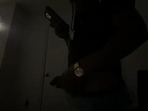 Snapshot of BD2LONG chatting on 21, 10, 2025 BD2LONG online show from 21, 10, 2025