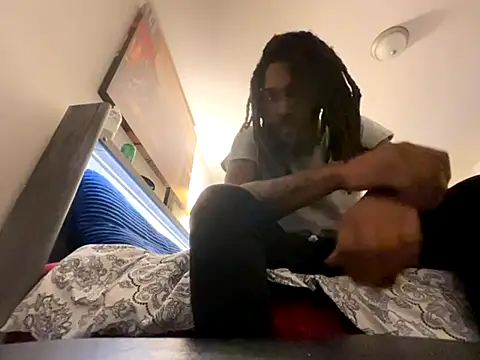 Snapshot of BD2LONG chatting on 31, 10, 2025 BD2LONG online show from 31, 10, 2025