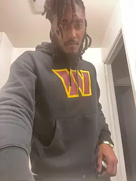 Snapshot of BD2LONG chatting on 8, 2, 2025 BD2LONG online show from 8, 2, 2025