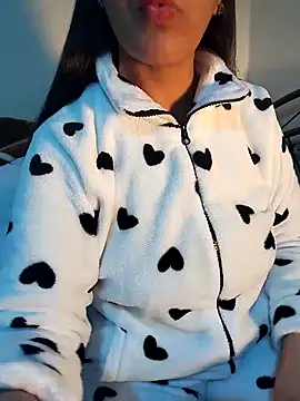 lolo890 online show from 20, 12, 2025