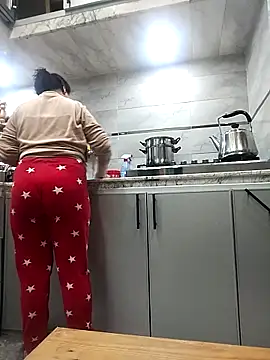 lolo890 online show from 9, 4, 2026