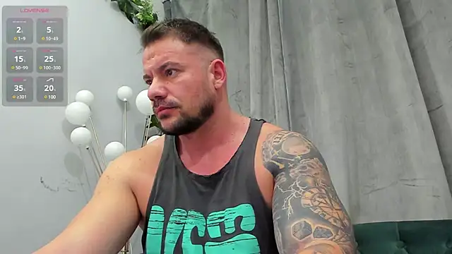 musclemonster31 online show from 22, 2, 2025