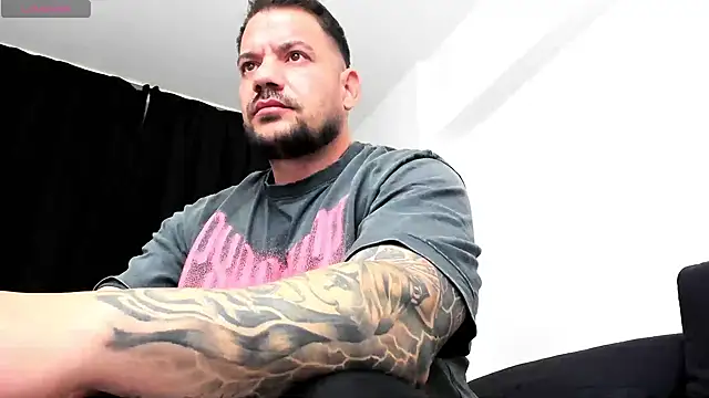 musclemonster31 online show from 30, 10, 2025