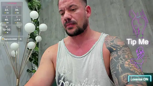 musclemonster31 online show from 11, 3, 2025