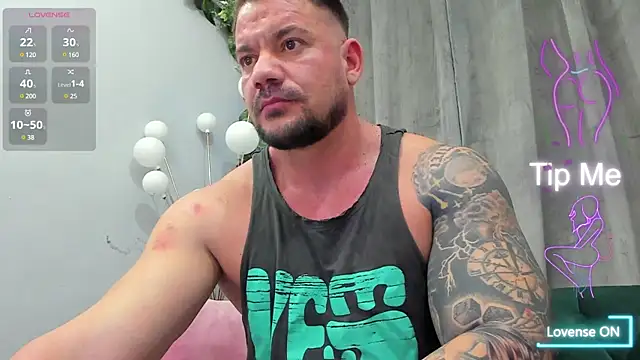 musclemonster31 online show from 3, 3, 2025