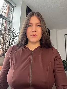 Snapshot of AmelieLaurent_ chatting on 29, 7, 2026 AmelieLaurent online show from 29, 7, 2026