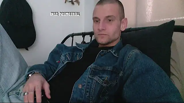 ETHAN MOORE online show from 12, 4, 2026