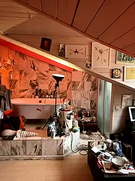 ETHAN MOORE online show from 29, 10, 2025