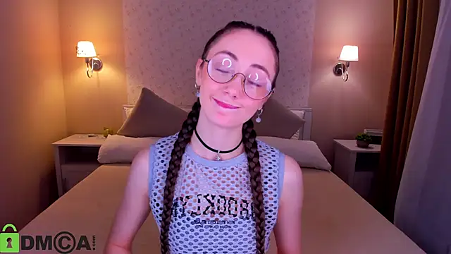 Lexi Split online show from 5, 5, 2026