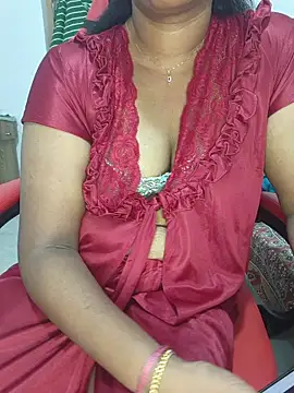 Snapshot of Malluivaniya chatting on 27, 11, 2025 Malluivaniya online show from 27, 11, 2025