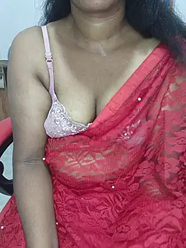 Snapshot of Malluivaniya chatting on 2, 12, 2025 Malluivaniya online show from 2, 12, 2025