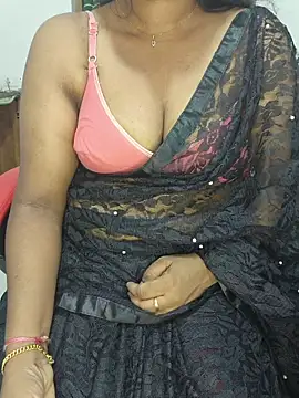 Snapshot of Malluivaniya chatting on 27, 11, 2025 Malluivaniya online show from 27, 11, 2025