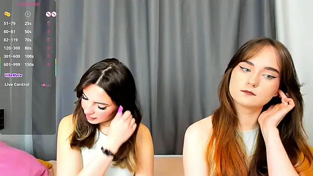 Snapshot of AnnaTeona chatting on 10, 2, 2025 AnnaTeona online show from 10, 2, 2025