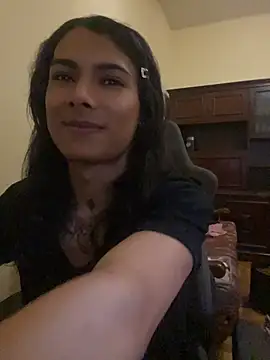 Snapshot of calliemaggotbone chatting on 14, 6, 2026 calliemaggotbone online show from 14, 6, 2026