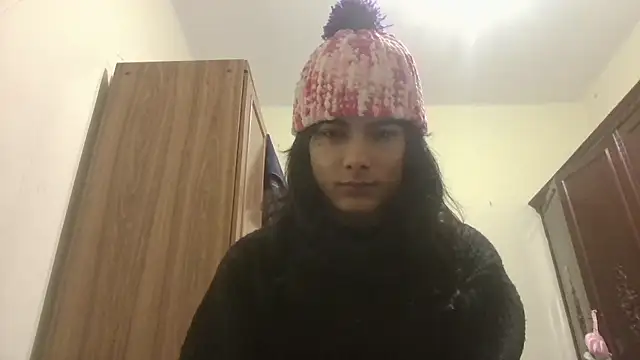 Snapshot of calliemaggotbone chatting on 11, 1, 2026 calliemaggotbone online show from 11, 1, 2026